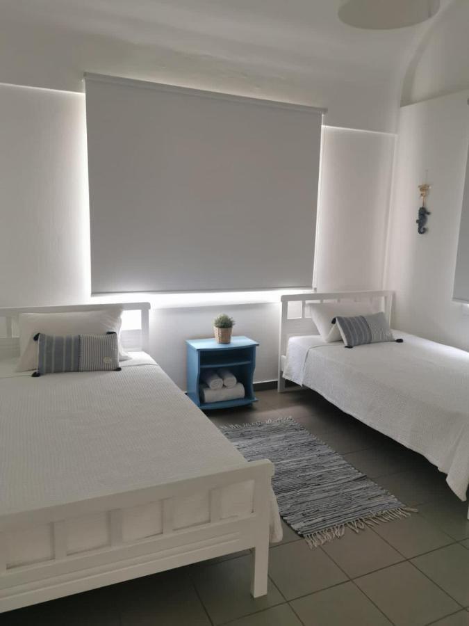 Nostalgia Apts Limassol Extérieur photo