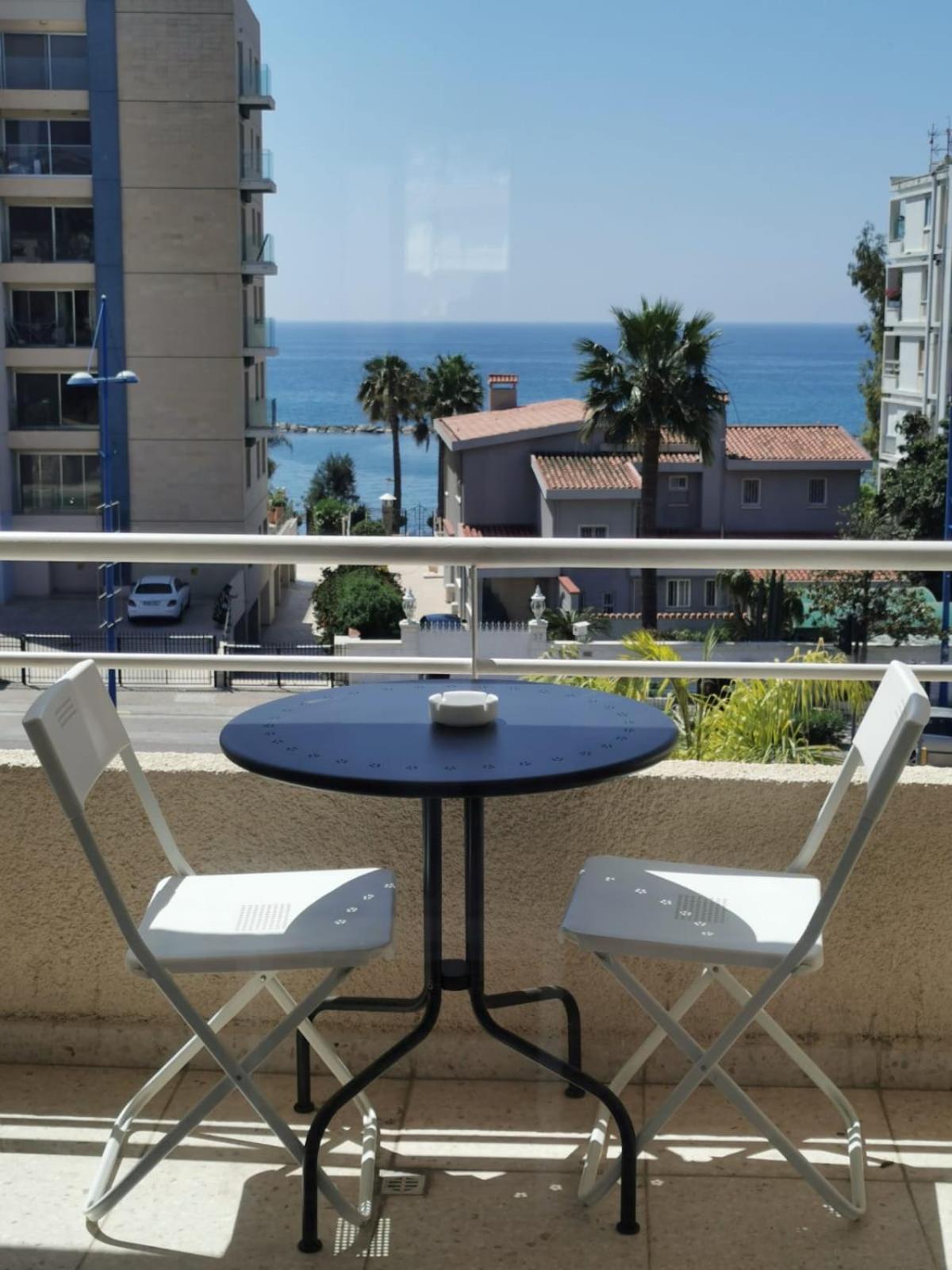 Nostalgia Apts Limassol Extérieur photo